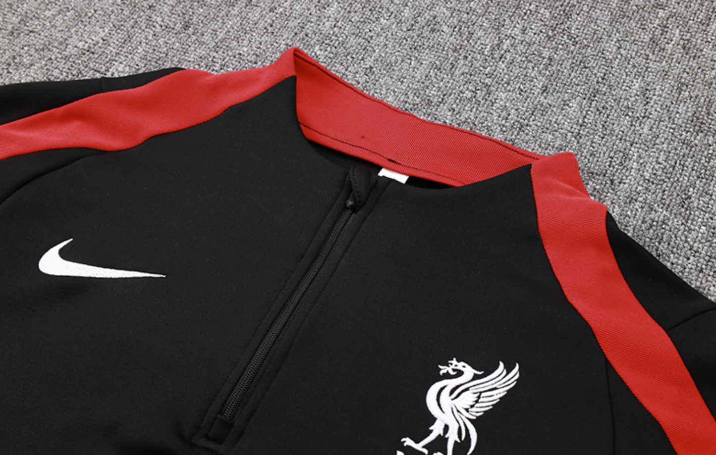 Liverpool 24/25 1/4 Zip Training Suit
